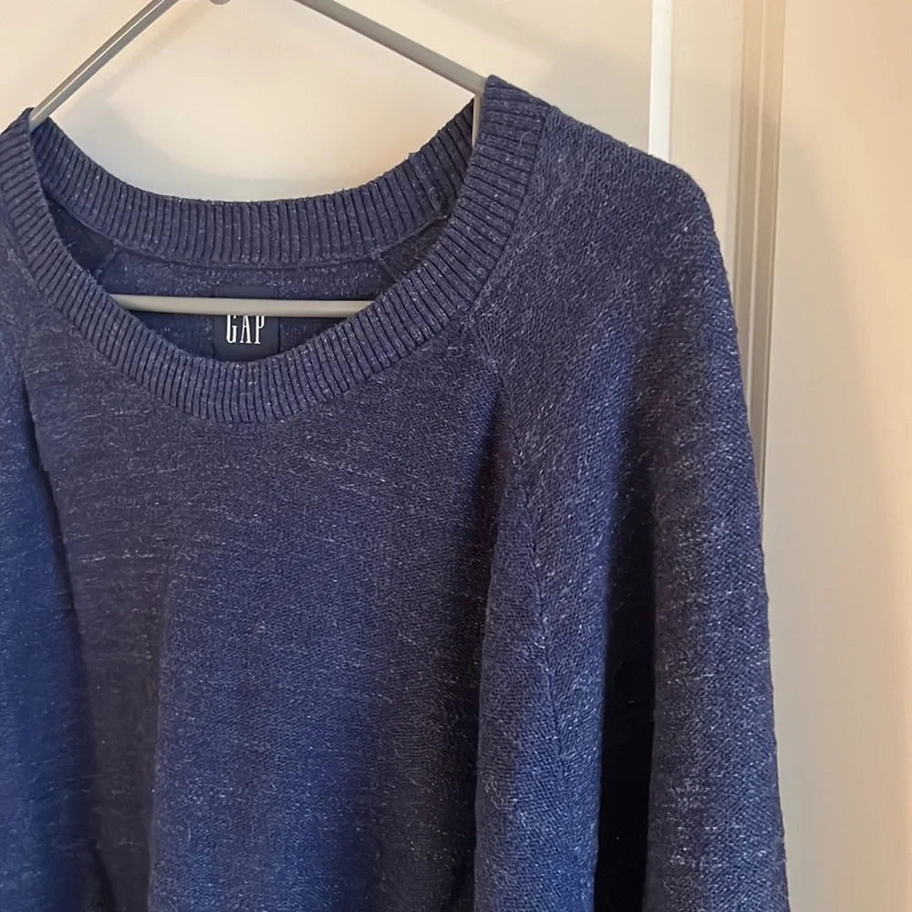 GAP Heathered Navy Blue Sweater.